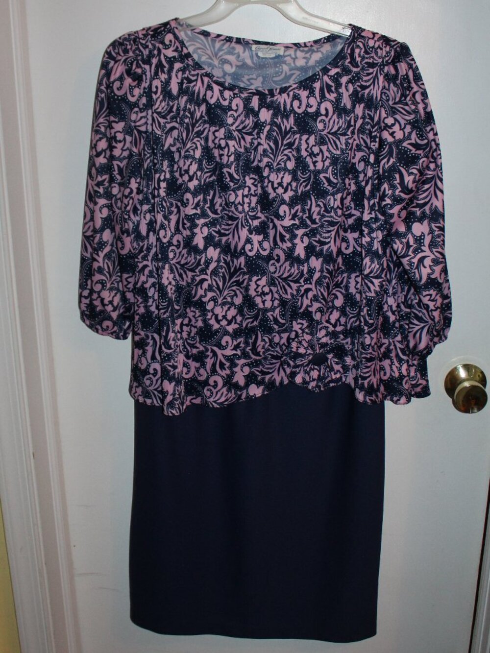Mixed-media sheath dress Size 11/12